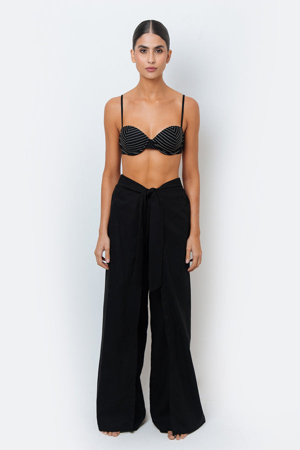 Pantalón Adhara Black Colombia